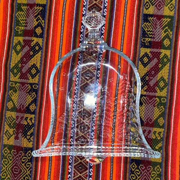 Vintage Christmas 🎄 Scene Bell Shaped Clear Glass Candy Dish - Picture 4 of 16